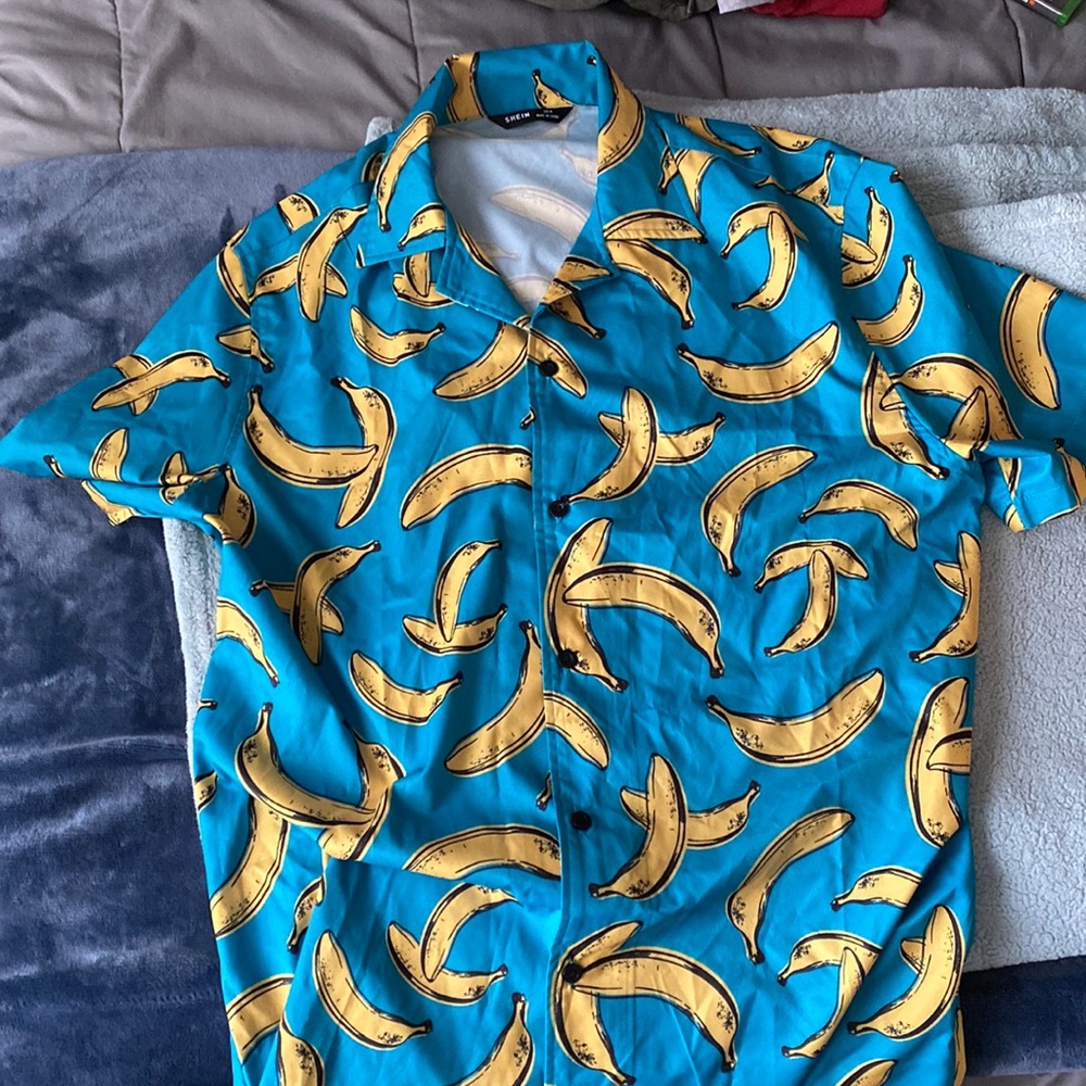 Men’s Size M button down